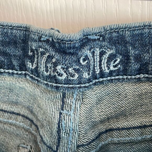 Miss Me Gabrielle Chicago B Distressed Wide Leg Bottom Jeans-28-Great Condition - Picture 9 of 11